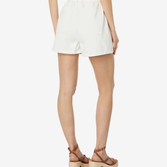 NEW Blank NYC White Twill Paperbag Shorts in Far Away White size Small - Picture 4 of 11